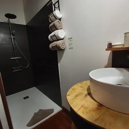 Les Secrets Des Loges Bed & Breakfast