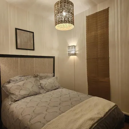 Bed & Breakfast Les Secrets Des Loges 2*