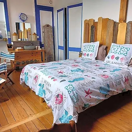 Bed and Breakfast Les Secrets Des Loges 3*