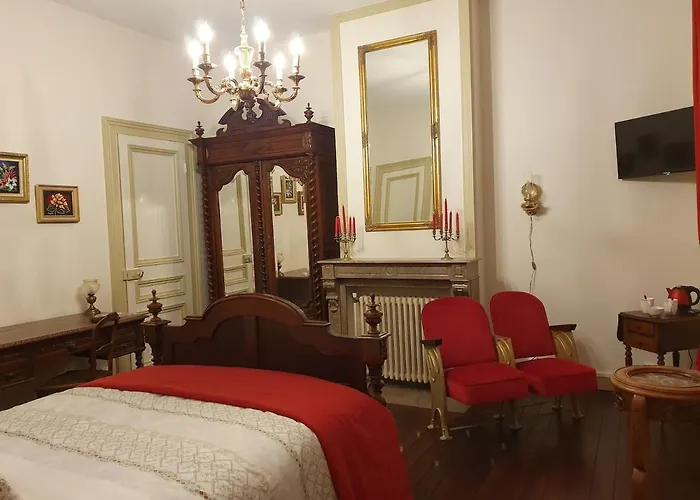 Les Secrets Des Loges Bed & Breakfast Calais