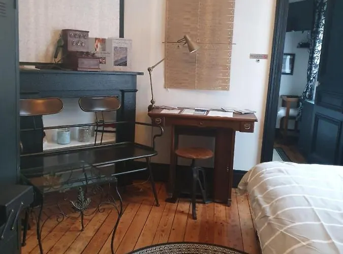 Bed & Breakfast Les Secrets Des Loges 3*