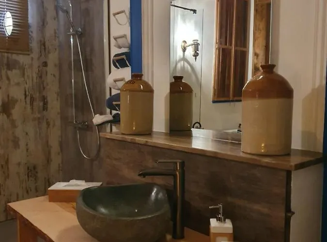 Bed & Breakfast Les Secrets Des Loges Calais