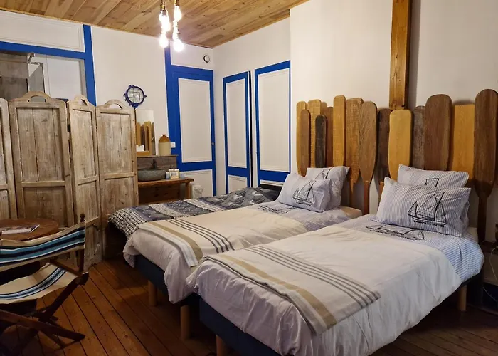 Les Secrets Des Loges Bed & Breakfast Calais